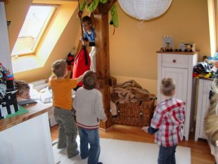 Skandinavisch 'Kinderzimmer vorher'